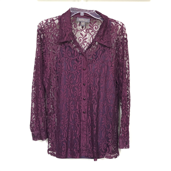 Lane Bryant Tops - Lane Bryant designs & co Lace top with Tank -14/16 Lane Bryant Tops - Lane Bryant designs & co Lace top with Tank -14/16